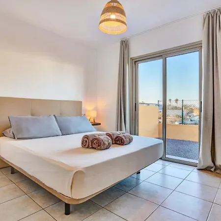 וילה Aurea House By *